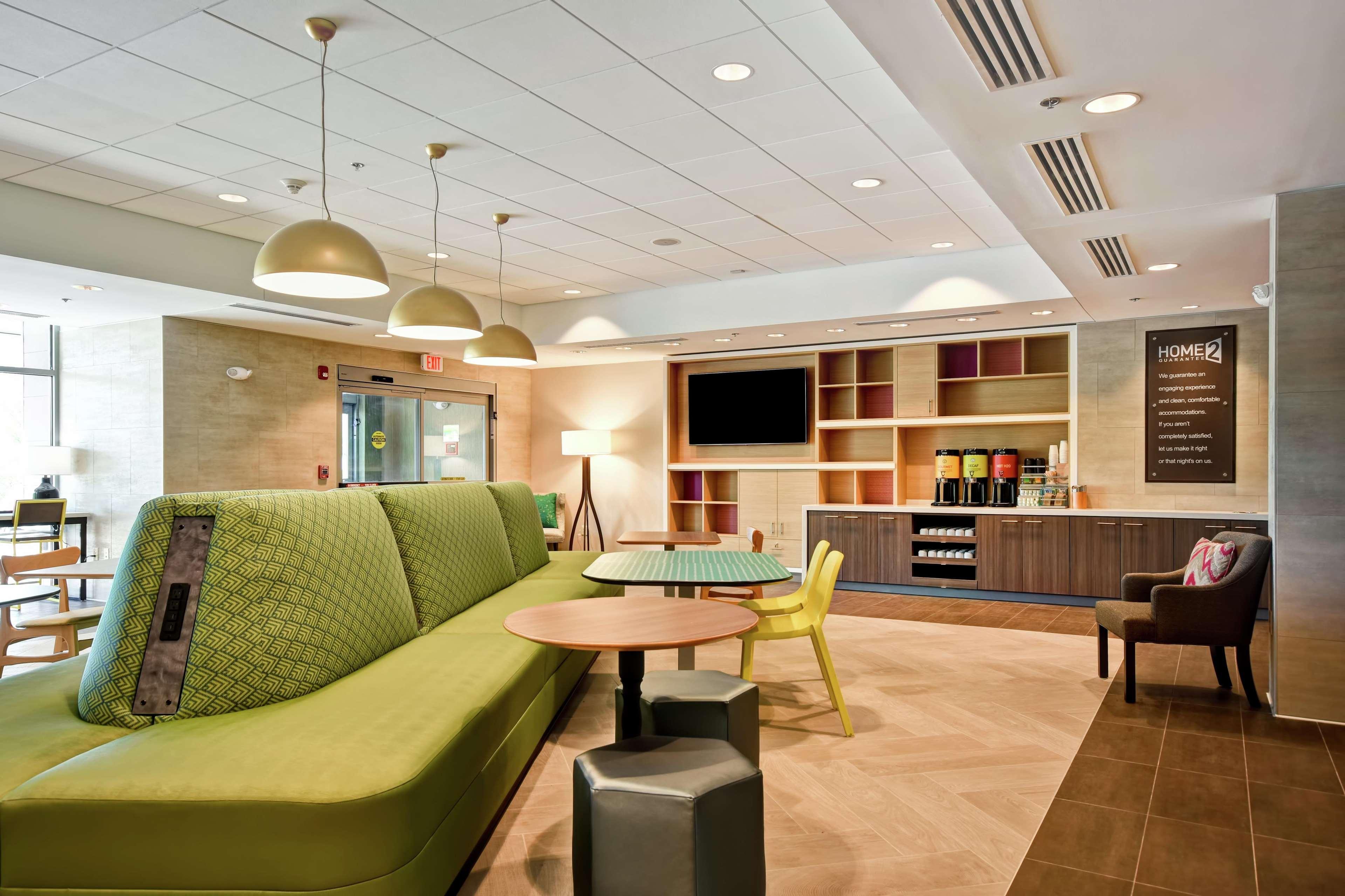 Home2 Suites By Hilton Walpole Foxborough Exterior photo