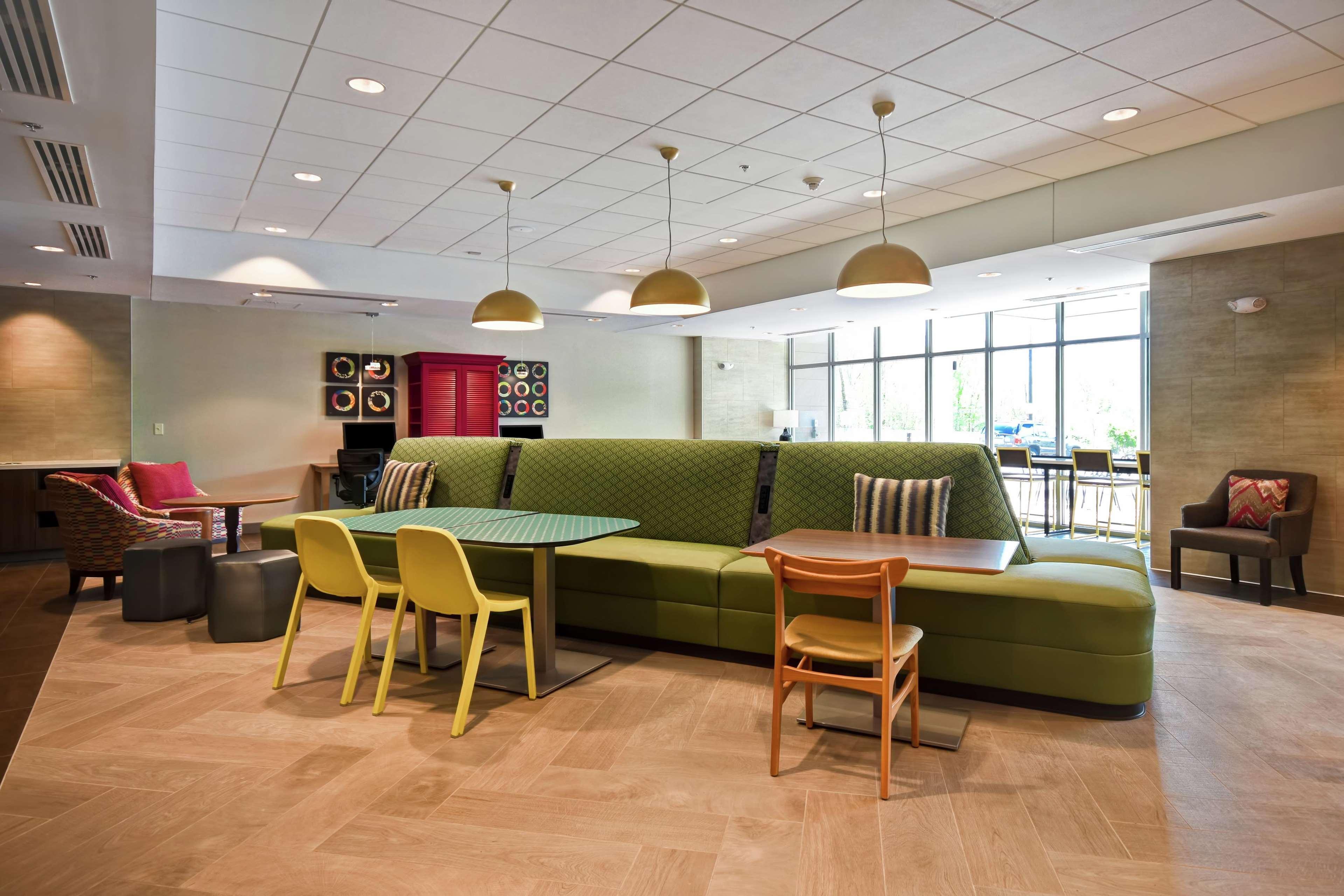 Home2 Suites By Hilton Walpole Foxborough Exterior photo
