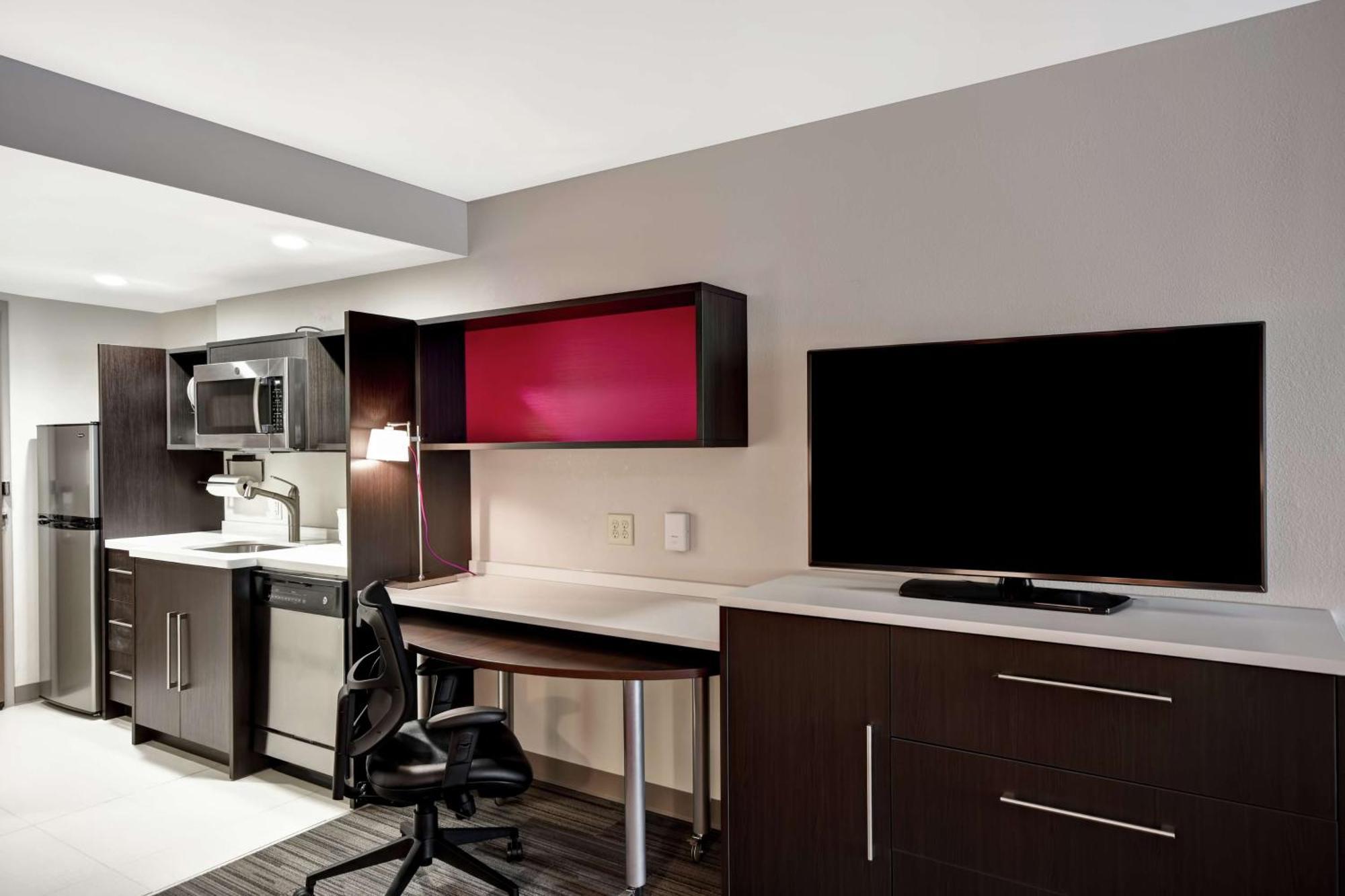 Home2 Suites By Hilton Walpole Foxborough Exterior photo