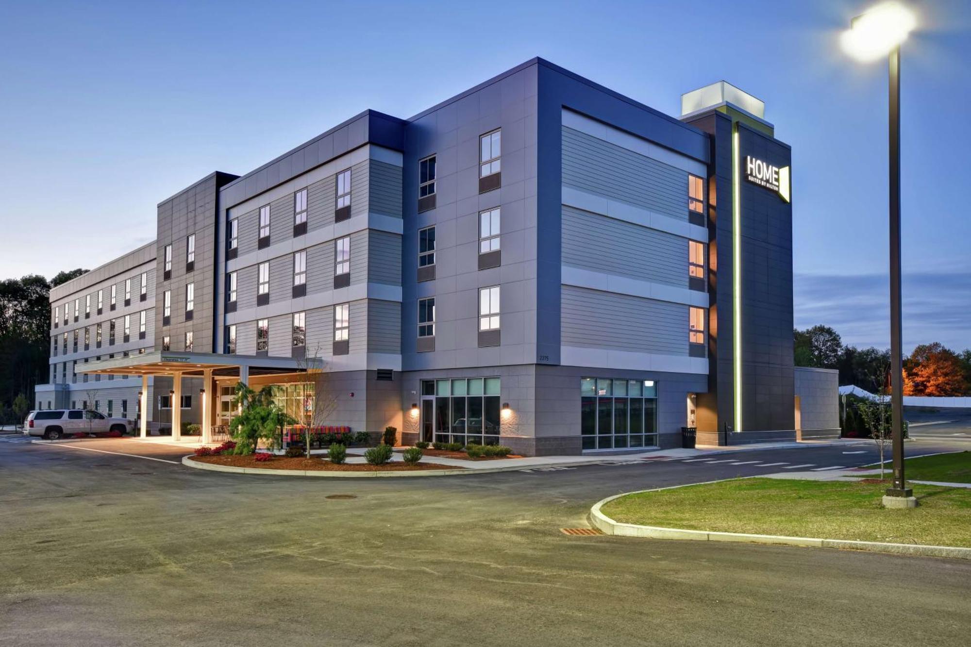 Home2 Suites By Hilton Walpole Foxborough Exterior photo